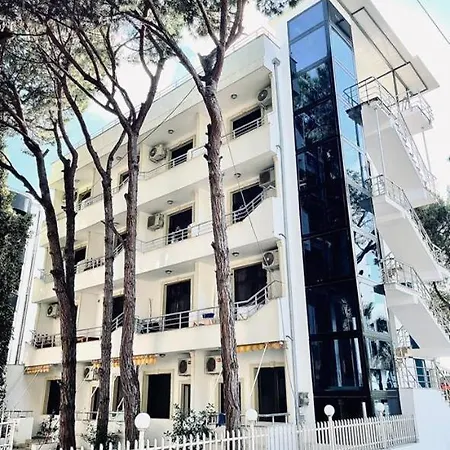 Ylberi Hotel